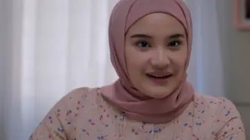 Zasłona do filmu "Lebih Dari Selamanya" #700935