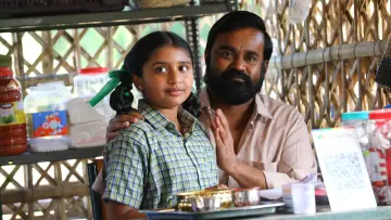 Zasłona do filmu "மனிதன் தெய்வமாகலாம்" #837212