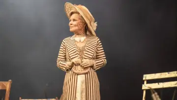 Zasłona do filmu "NT Live: Profesja pani Warren" #1709758