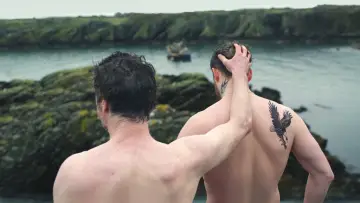 Zasłona do filmu "On the Sea" #1182735
