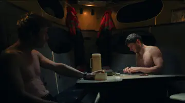 Zasłona do filmu "On the Sea" #1625833