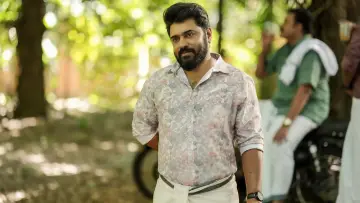 Zasłona do filmu "ബെത്‌ലഹേം കുടുംബ യൂണിറ്റ്" #1638852