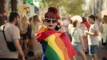 Zasłona do filmu "Wciąż jestem gwiazdą" #1572990