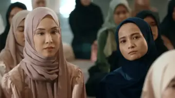 Zasłona do filmu "Air Mata Mualaf" #789400