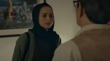 Zasłona do filmu "Air Mata Mualaf" #789417