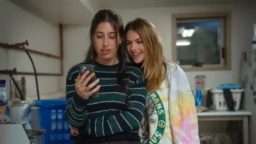 Zasłona do filmu "Roommates" #830380