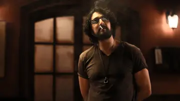 Zasłona do filmu "ಮಾರ್ಕ್" #540031