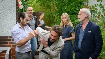 Zasłona do filmu "Die Bachmanns – Gefahr im Verzug" #1659221