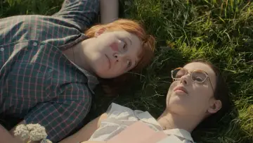Zasłona do filmu "Mémoire de fille" #1359089