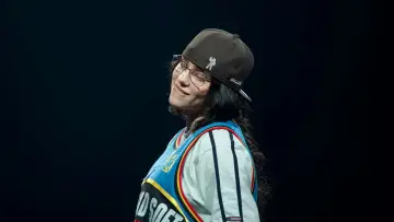 Zasłona do filmu "Billie Eilish - Hit Me Hard and Soft: The Tour (Live in 3D)" #779823
