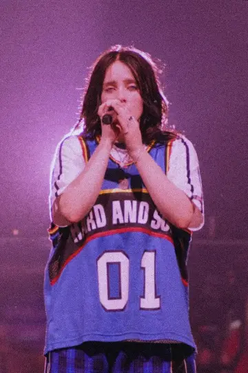 Plakat do filmu "Billie Eilish - Hit Me Hard and Soft: The Tour (Live in 3D)" #968983