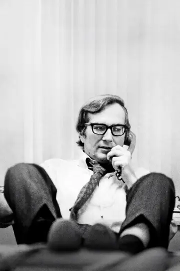 Plakat do filmu "Zatajone: Seymour Hersh na tropie prawdy" #591644