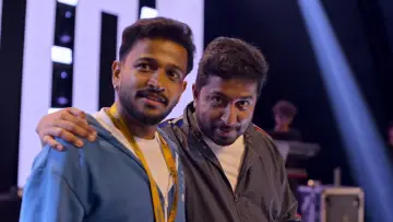 Zasłona do filmu "അതിരടി" #969369