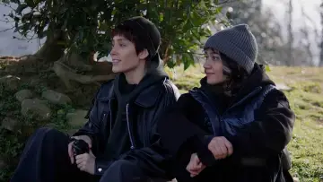 Zasłona do filmu "Mian roya va omid" #1292302
