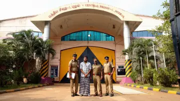 Zasłona do filmu "அக்யூஸ்ட்" #1631474