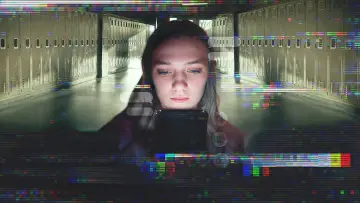 Zasłona do filmu "Nieznany numer: Skandal SMS-owy w liceum" #661287