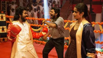 Zasłona do filmu "ஹேப்பி ராஜ்" #766557