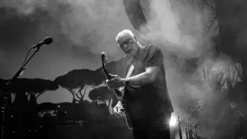 Zasłona do filmu "David Gilmour: Live at the Circus Maximus" #808448