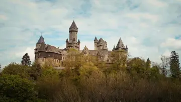 Zasłona do filmu "Nachtwacht: Het Kristal van het Kwaad" #542978