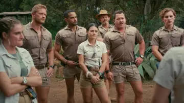 Zasłona do filmu "Khaki Fever" #791191