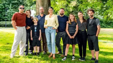 Zasłona do filmu "Louma - Familie ist kein Kinderspiel" #770234
