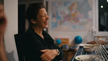 Zasłona do filmu "Hélène Huby - Wettlauf ins All" #1822937