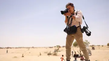 Zasłona do filmu "Miłość i wojna: W obiektywie Lynsey Addario" #1879862