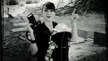 Zasłona do filmu "Miłość i wojna: W obiektywie Lynsey Addario" #1879863