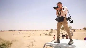 Zasłona do filmu "Miłość i wojna: W obiektywie Lynsey Addario" #1879874
