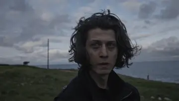 Zasłona do filmu "Kırağı Tutmuş Yaprak" #1192631