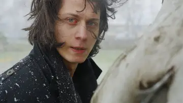 Zasłona do filmu "Kırağı Tutmuş Yaprak" #776789
