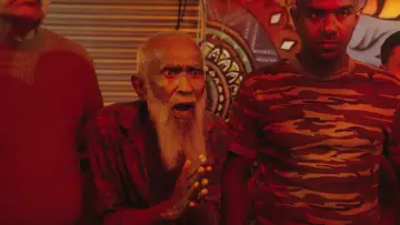 Zasłona do filmu "මෝඩ තරිඳු" #903588