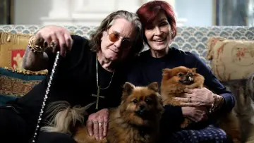 Zasłona do filmu "Sharon & Ozzy Osbourne: Coming Home" #1649658