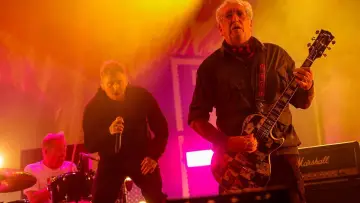 Zasłona do filmu "Sex Pistols & Frank Carter - Hellfest 2025" #1175210