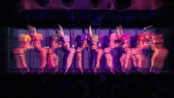 Crazy Horse, un cabaret nommé désir plakat