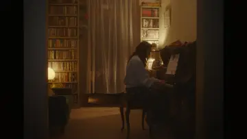 Zasłona do filmu "While It Lasts" #1886999