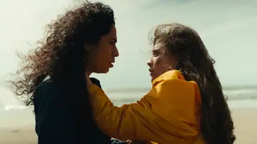 Zasłona do filmu "Sobre las Olas: La Balada de Alba" #1645922