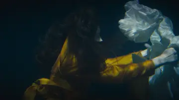 Zasłona do filmu "Sobre las Olas: La Balada de Alba" #1645923