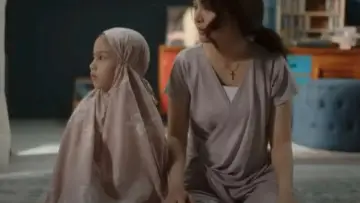Zasłona do filmu "Jangan Panggil Mama Kafir" #786306