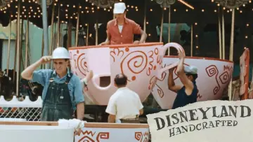 Zasłona do filmu "Disneyland Handcrafted" #531314