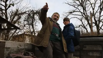 Zasłona do filmu "Mtvare mamaa chemi" #1658893