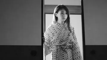 Zasłona do filmu "星と月は天の穴" #775531