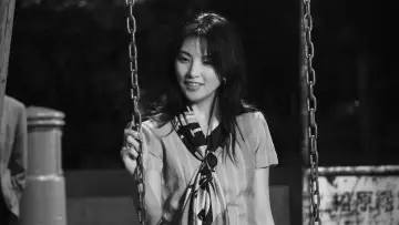 Zasłona do filmu "星と月は天の穴" #775541