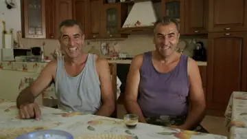 Zasłona do filmu "Tatti, Paese Di Sognatori" #774364