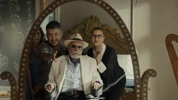 Zasłona do filmu "Soyut Dışavurumcu Bir Dostluğun Anatomisi Veyahut Yan Yana" #788822