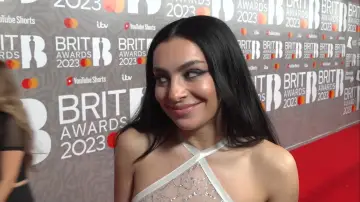 Zasłona do filmu "Charli xcx: Brat Girl" #1624783
