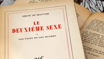 Zasłona do filmu "Le deuxième sexe : Sur les traces de Simone de Beauvoir" #1172352