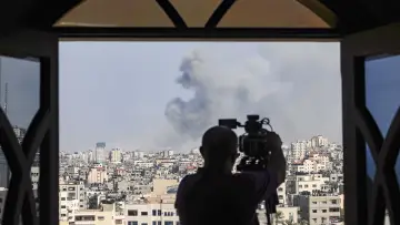 Zasłona do filmu "Inside Gaza" #1190712