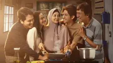Zasłona do filmu "Titip Bunda di Surga-Mu" #770589