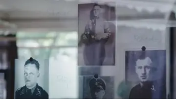 Zasłona do filmu "L